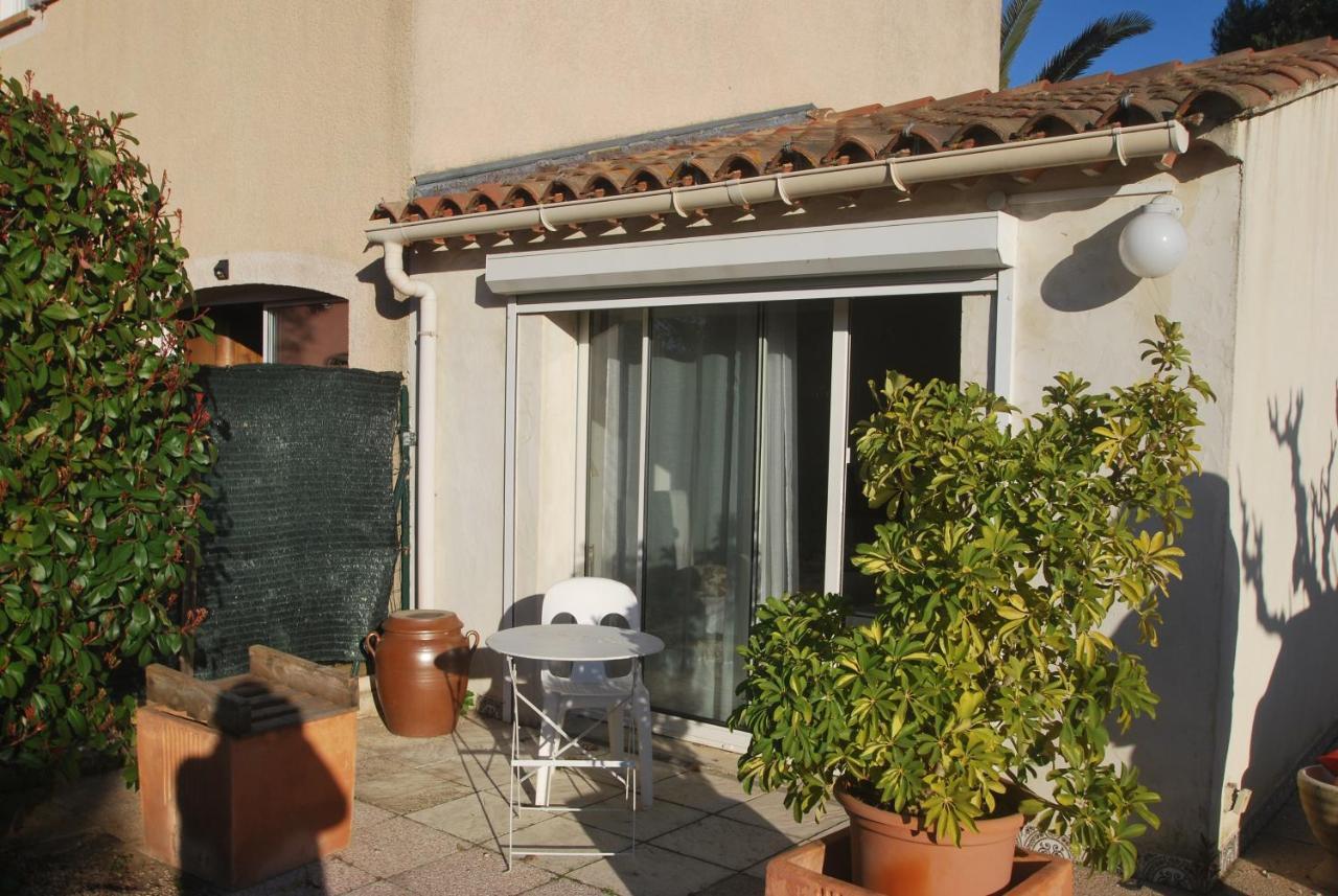 Studio Les olivades Arles Exterior foto